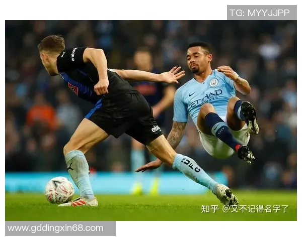 足总杯惊天冷门波尔图大胜曼城红牌事件引发全场热议