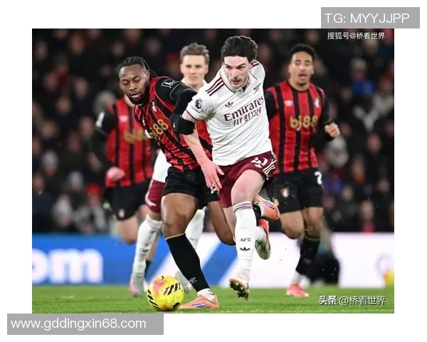 阿森纳3-2战胜AC米兰友谊赛绝杀引发争议判罚全场沸腾